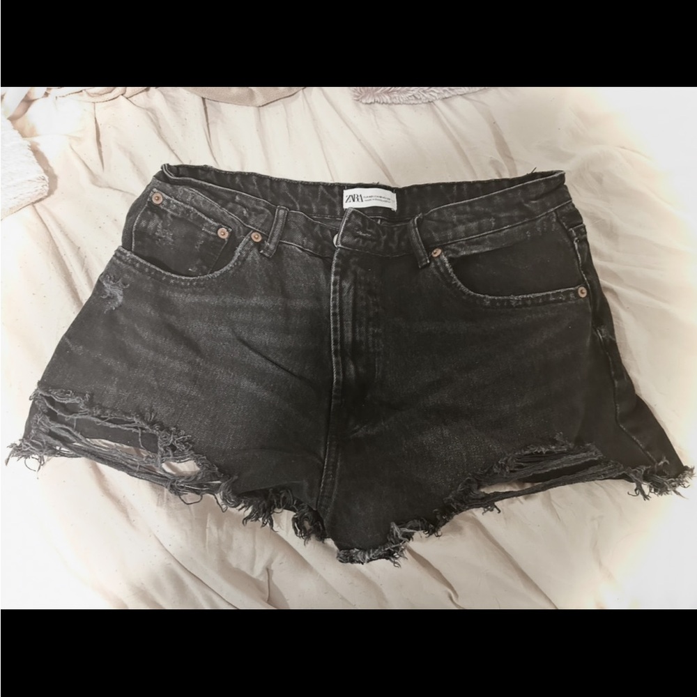Zara Black Distressed high waisted shorts
